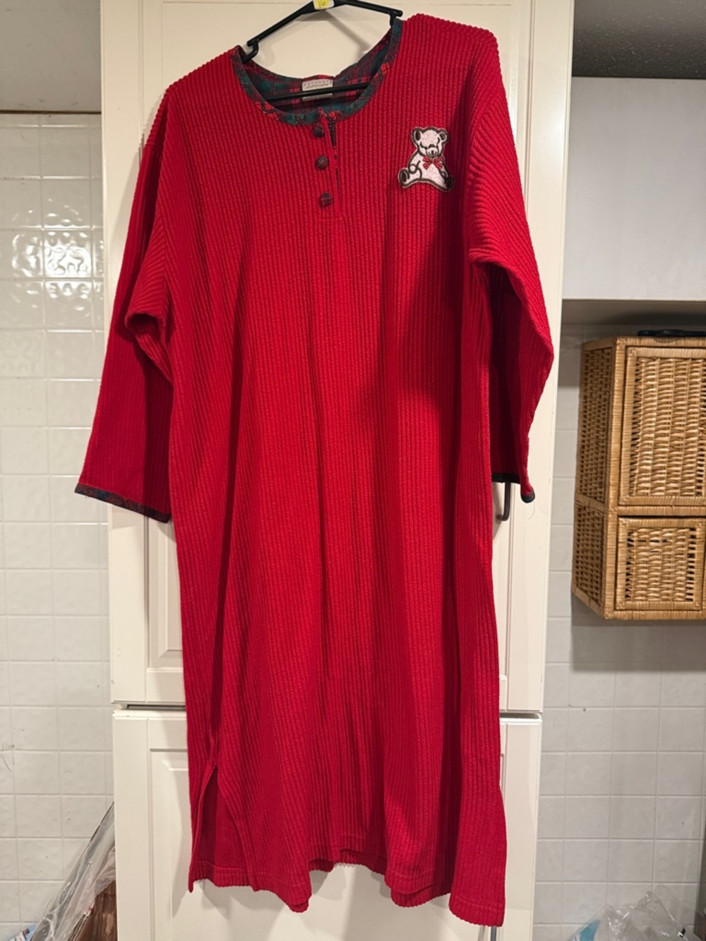 Partners Red ribbed Nightgown with Bear Patch size large 4:20